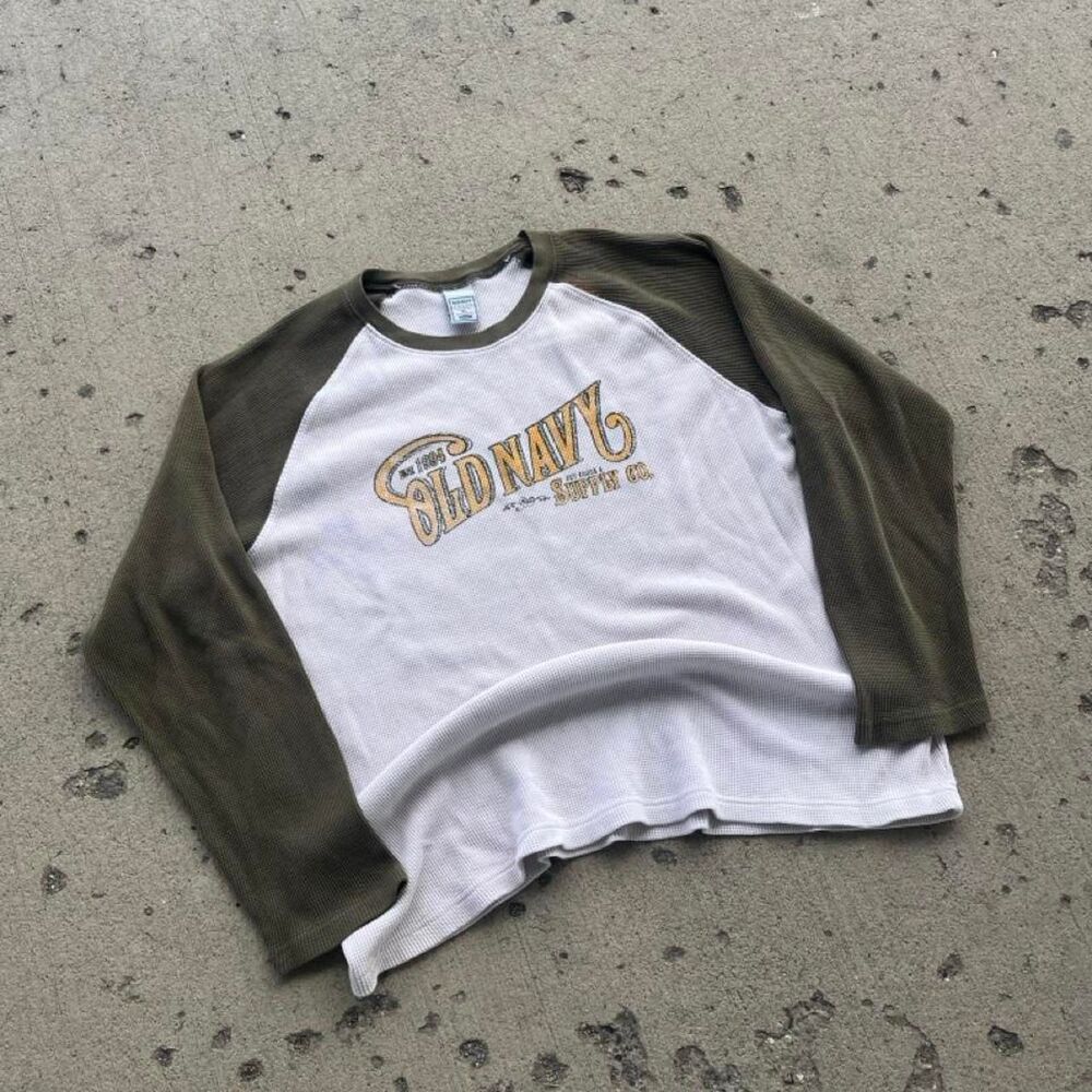 Vintage Old Navy Two Tone Streetwear Y2K Thermal Longsleeve